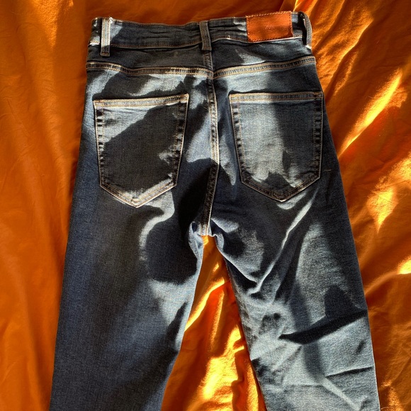 High Waisted Zara Skinny Jeans - Picture 5 of 5